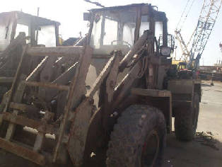 LOADER & LOADER FORKLIFT